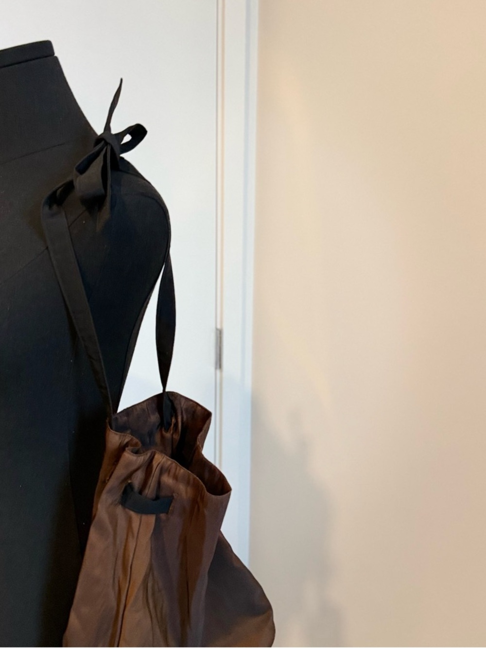 Everyday Brown Drawstring Shoulder Bag - Picture 5 of 9